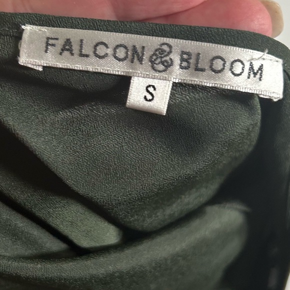 Two piece lace top with cami - Picture 4 of 5